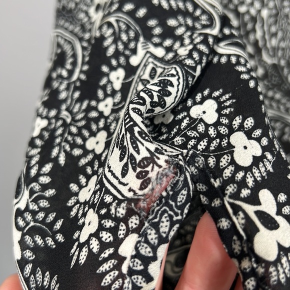 DIANE VON FURSTENBERG Vintage Shear Top Blouse - Picture 8 of 8